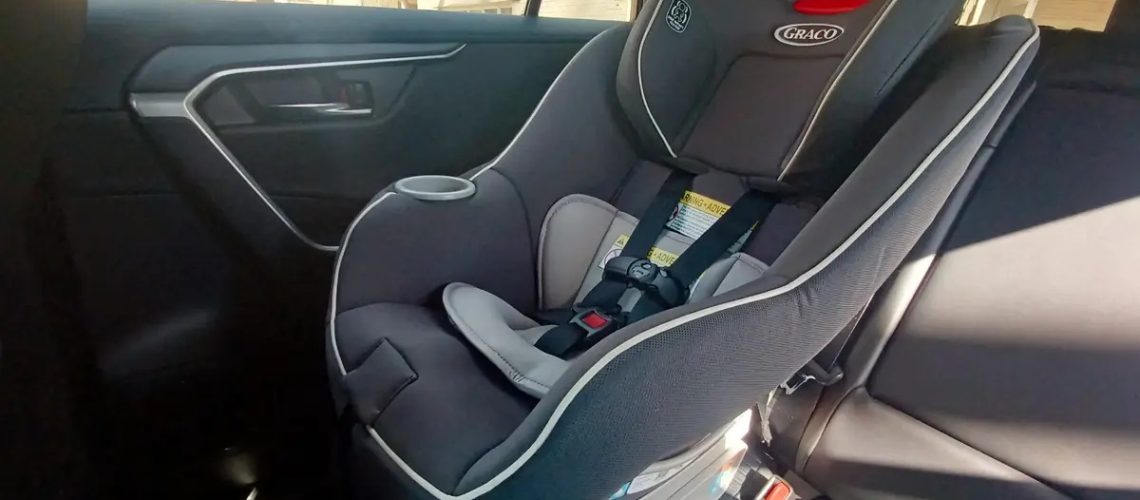 Los 5 SUVs compactos del 2026 ideales para familias con niños pequeños