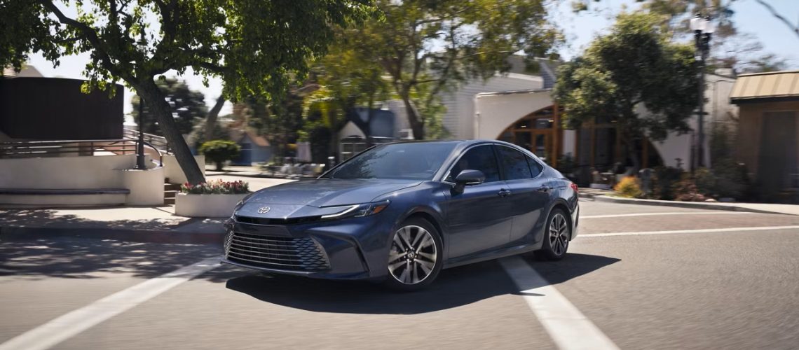 Los 5 sedanes que todavía demuestran que un SUV no siempre es la mejor compra
