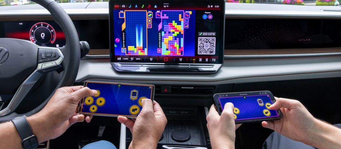 Volkswagen presenta el “AirConsole”, un sistema de videojuegos integrado en el vehículo, para ciertos modelos del año 2027
