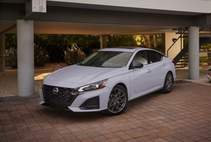 2023 ALTIMA