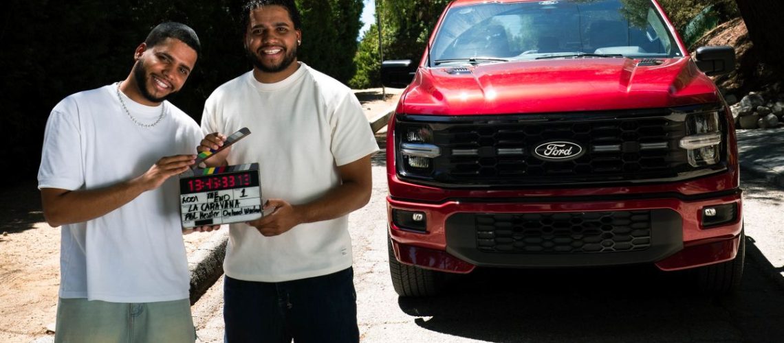 Los Ventura, gemelos Dominicanos que recorren Estados Unidos celebrando la cultura latina con Ford